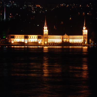 KULEL� �STANBUL