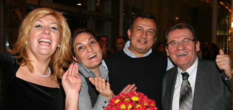 ESRA DEĞİRMENCİ,SEVDA YILGAZ,BORA ÖZGEN VE OSMAN ÖZTÜRK galerisi resim 1