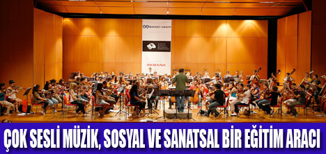 MÜZİSYENLERİN DEMOKRASİ PRATİĞİ