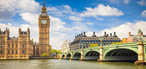 LONDRA’YA GİTMEK İÇİN TRİPSTA YETER