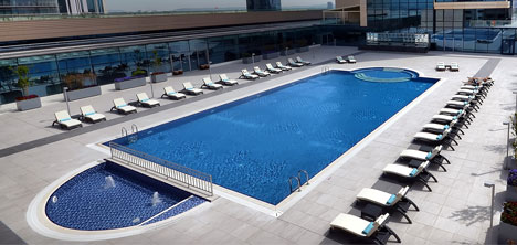 Sıcak Yaz Günlerinde Serinlemeye Davet Ediyor