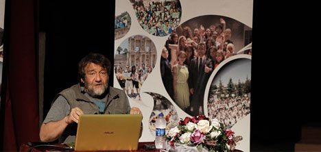 Coşkun Aral’dan Dünya Belgeseli Semineri