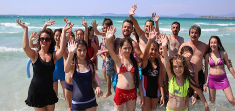 Bucalı 1000 Çocuk Çeşme Tatili Yaptı