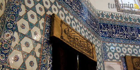 Eyüp Sultan Türbesi’ne Anikya İznik Çini imzası