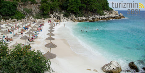 Denizin, Kumun, Güneşin Tadını Çıkarın