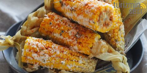 Yaz sofralarına mısırlı başlangıç tabağı