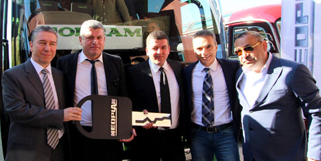 NEOPLAN Yeni Tourliner siftahı TOPÇAM Turizm ile yapıldı
