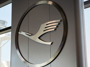 Free cash flow almost doubled to EUR 2.1 billion