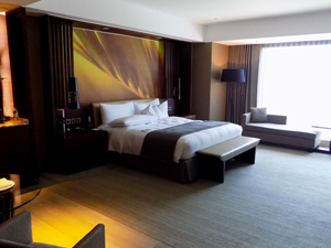 Paris gecelik ortalama 263 Euro ile konaklamada dünyanın en pahalı şehri oldu