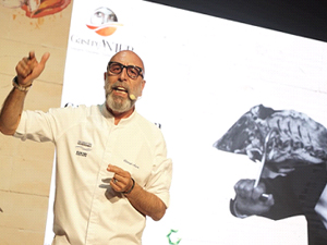 Cüneyt Asan, Gaziantep’te gerçekleşen (GastroAntep)’te şov yaptı 