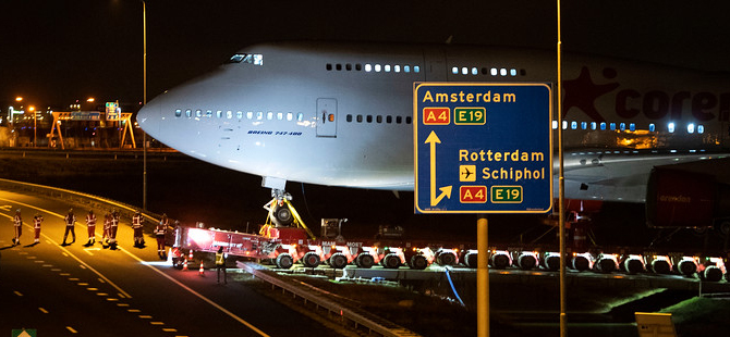Bahçesinde Jumbo Jet Bulunan Otel: Corendon Village Hotel Amsterdam