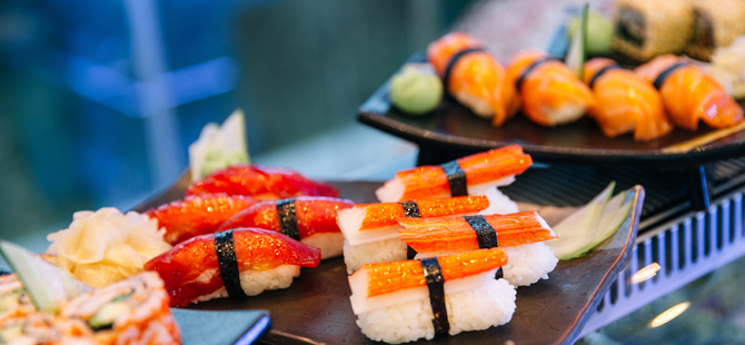 Bleu Lounge, Mart boyunca her Çarşamba, Perşembe ve Cuma akşamı sushi severleri müzik eşliğinde karşılıyor