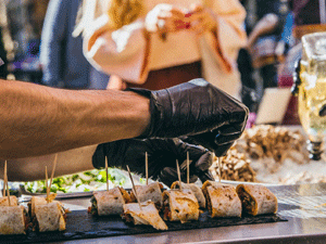 Türkiye’nin ilk ve tek gece pikniği Urban Picnic, İstanbullulara yemek ve müzik dolu iki gün yaşatacak