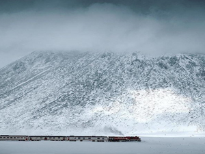 Instagram kendi hesabından Van Gölü Ekspresi paylaşımı yaptı