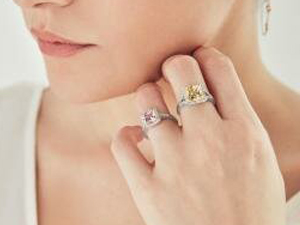 En Şık Hediye Seçeneği: Pırlantalı Fantezi Yüzükler!