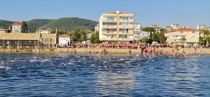Çanakkale Boğazı Yüzme Yarışması 34’üncü Kez Kıtaları Birleştirdi