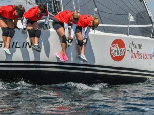 6.Deniz Kızı Kadın Yelken Kupası’nın Şampiyonu Eker Takımı Oldu