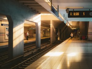 Yeni İzmir metrosu Narlıdere’ye hayat getirecek 