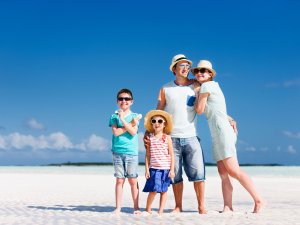 Bütün yılın yükünü omuzlarında taşıyıp yaz tatili hayali kuranlar buraya