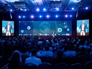 MarketHub Avrupa Konferansı'nda Turizmin Geleceği Tartışıldı