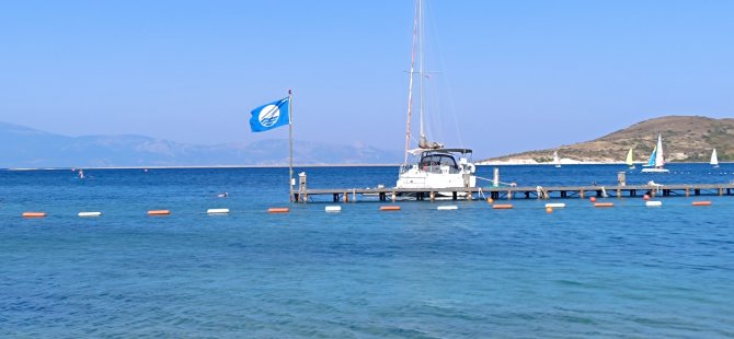 Foça’da Bu Gönderlerden Mavi Bayrak Hiç İnmedi