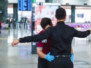 Havalimanlarında Uçuş öncesi güvenlikte merak edilenler