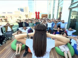 Kolaysoft Teknoloji’den çalışanlarına postür ve sağlıklı yaşam eğitimi