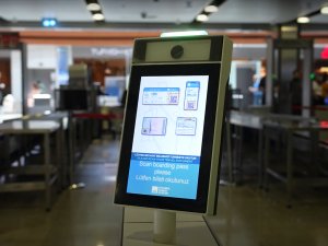 Sabiha Gökçen’de Akıllı Biniş Kartı Kontrolü