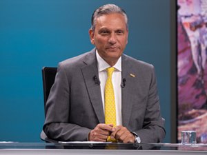 Firuz Bağlıkaya: Acentalara Yeşil Pasaport Şart