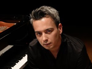 Dengin Ceyhan’dan 8 Mart’a Özel Turne