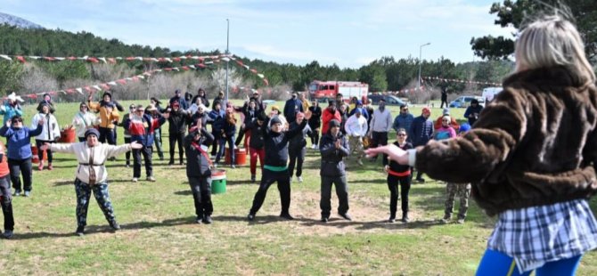 Mesir Festivali’nde Doğaseverler Spil Dağı’nda Buluştu