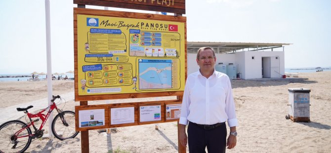 Ayvalık Belediyesi plajlarında Mavi Bayraklar göndere çekildi