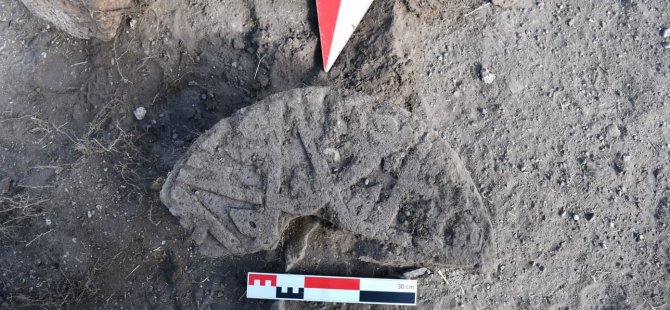 Ani’de “Hz. Muhammed” İsminin Yer Aldığı Selçuklu Taşı Bulundu