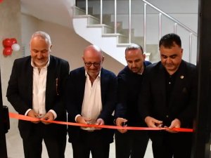 Jolly Antalya’da Yeni Çağrı Merkezi Ofisini Açtı