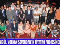 SARIGÜLDEN TİYATROYA DESTEK