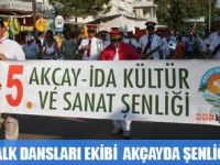 ROMAN HALK DANSLARI EKİBİ AKÇAYDA ŞENLİĞE KATILDI