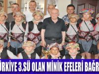 BAŞKAN OĞUZ'DAN  MİNİK EFELERE ÖDÜL