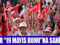 GENÇLERİN GÖSTERİLERİ BÜYÜLEDİ