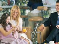 9 MİLYON TRANSİT YOLCU GELİP GEÇTİ