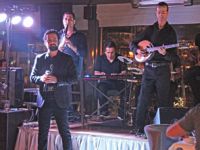 Yunan gecelerini Kalamış’a taşındı