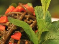 Taze Otlarla Lezzet Şöleni