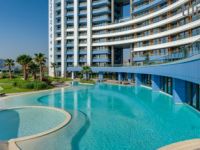 Havuz Keyfi Radisson Blu Ottomare Hotel Ataköy’de