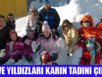KRAL KARLAR İÇİNDE ATLA DOLAŞTI