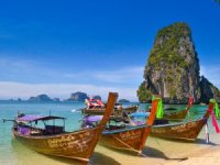 Tayland turistlere tamamen açıldı