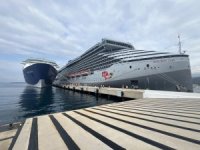 Bodrum Cruise Port aynı anda 2 gemi ağırladı