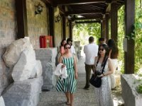 Seferihisar Çinli turistlerin yeni uğrak noktası oluyor