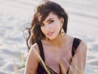 Özlem Ceylan’dan Yeni Single: Duymuyorsun Beni