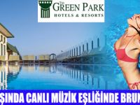 TATİLDE HAVUZ KEYFİ