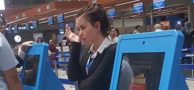anadolujet,-ozge-yilmaz,-kiosk-check-in-islemi-001.png
