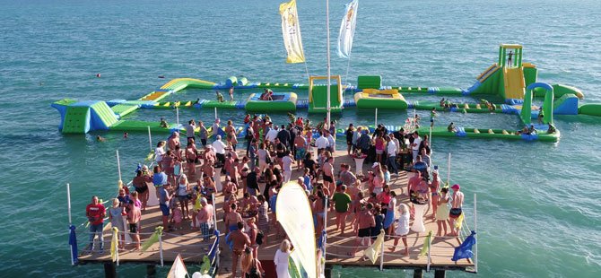 aquasport-park-modulu,spor,-eglence,-deniz-ve-aksiyon-oyunu-aquasport-park,plaj-modasi,port-nature-luxury-resor.jpg
